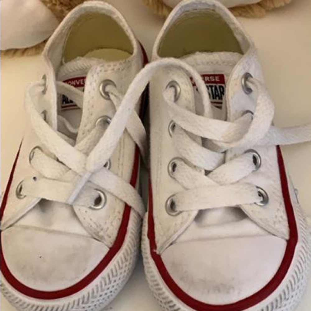Baby converse white size 5